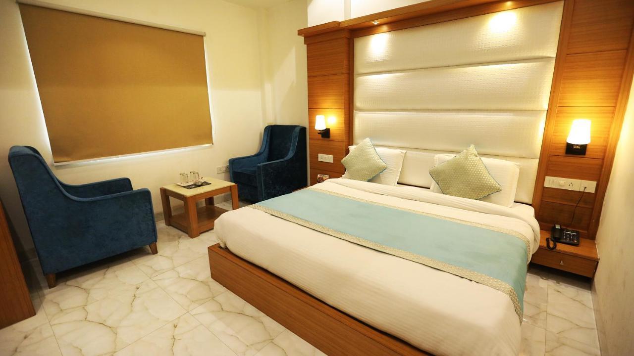 Pathway - At Delhi Airport Bed & Breakfast New Delhi